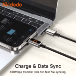 Câble de charge rapide tressé avec lumière LED Mcdodo 100W - Type-C vers type-C - 1.2m - Arrêt automatique de charge - Mcdodo CA-668 – Image 3