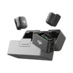 Micro cravate sans fil DJI MIC 3 - 28h d'autonomie - 2 Transmetteur et 1 Récepteur - Réduction de bruit à deux niveaux - contrôle de gain adaptatif - Boitier de recharge