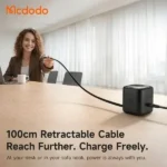 Chargeur adaptateur Mcdodo FreeGo Pro- 100W - Câble rétractable Type-C de 100cm – 2 ports Type-C et 1 port USB intégrés – Écran TFT d’affichage intégré - CH-1391 – Image 2
