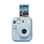 Appareil photo instantané Fujifilm Instax Mini 13 - Alimentation par deux piles alcalines AA - Éjection de film automatique - Bleu givré
