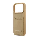 Coque de téléphone avec logo Karl en Nomogramme estampé à chaud Karl Lagerfeld – Pour iPhone 17 Pro Max – Compatible MagSafe – Porte-carte intégré - Marron - KLHCP17XPGKHPRPW