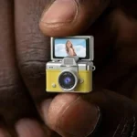Mini caméra à écran rabattable - Vidéo résolution  1080P -  Capteur d'image CCD -  Écran HD IPS de 1,47" - LK-027 - Jaune