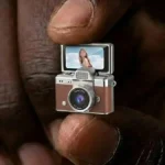 Mini caméra à écran rabattable - Vidéo résolution  1080P -  Capteur d'image CCD -  Écran HD IPS de 1,47" - LK-027 - Marron